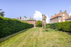 Gardens- click for photo gallery